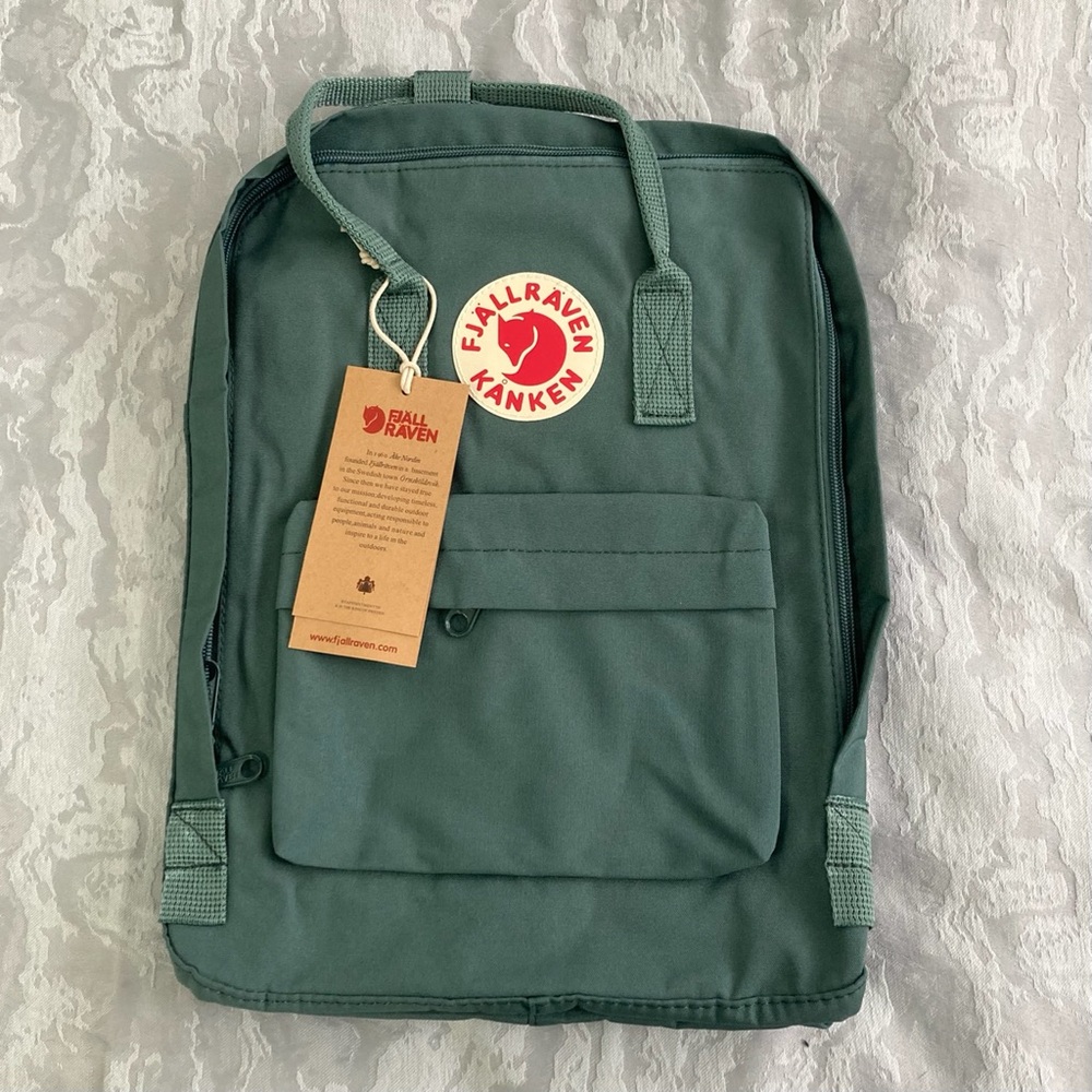 NEW! FJÄLLRÄVEN KÅNKEN CLASSIC in Frost Green